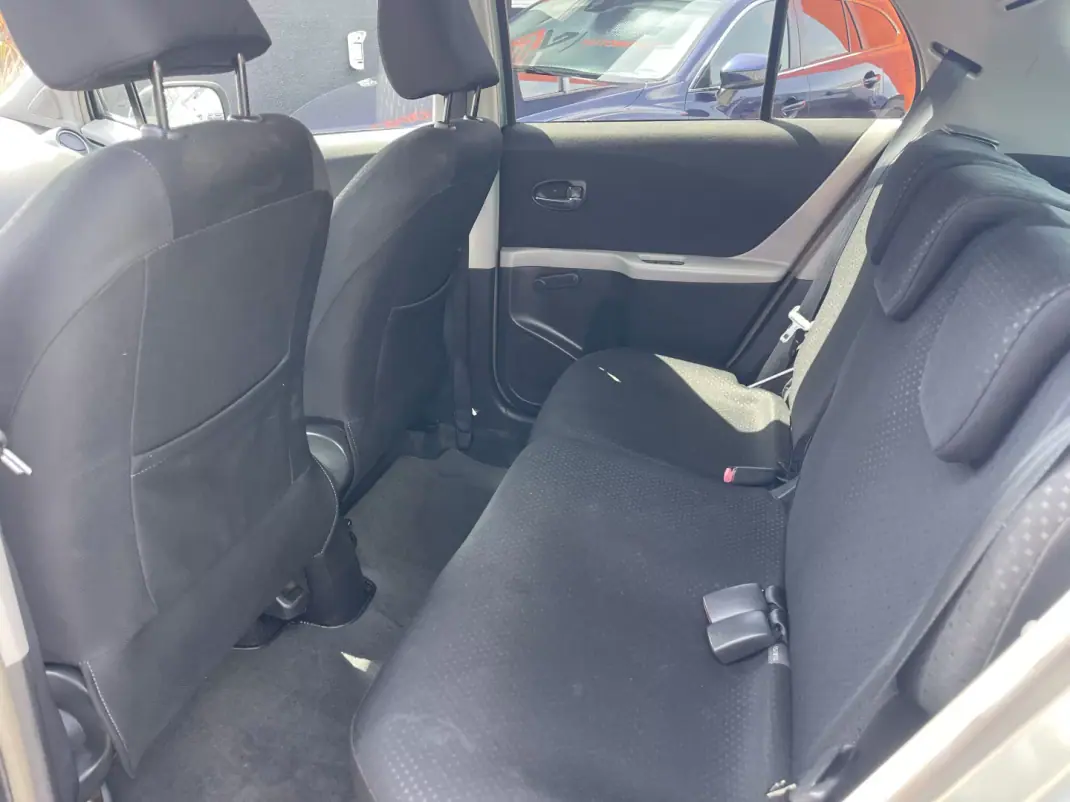 Toyota Yaris 2009 - 9950 EUR, 160224 km - 160224km - foto 9 de 12