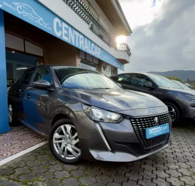 Peugeot 208 2020 - 13950 EUR, 98000 km - AUTO.MOTO.pt - 98000km - foto 2 de 26