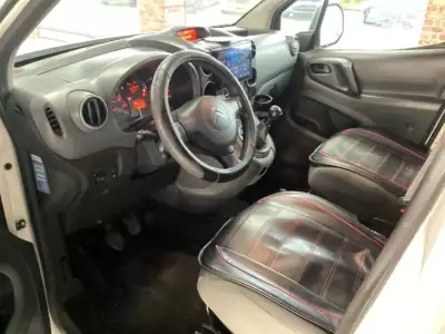 Citroën Berlingo 1.6 E-Hdi L1 Cargo Box 2012 - 5990 EUR, 342453 km - AUTO.MOTO.pt - 342453km - foto 3 de 6