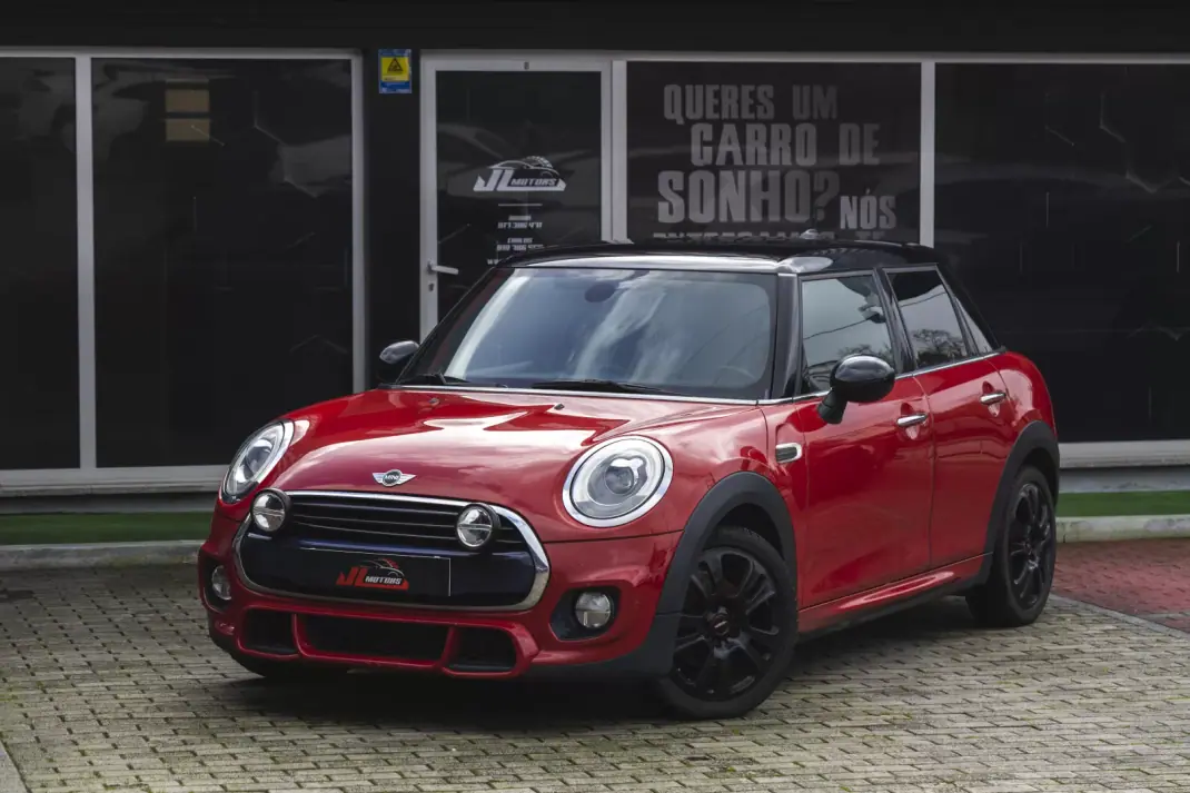 MINI Cooper 2015 - 14500 EUR, 211994 km - AUTO.MOTO.pt - 211994km - foto 2 de 31