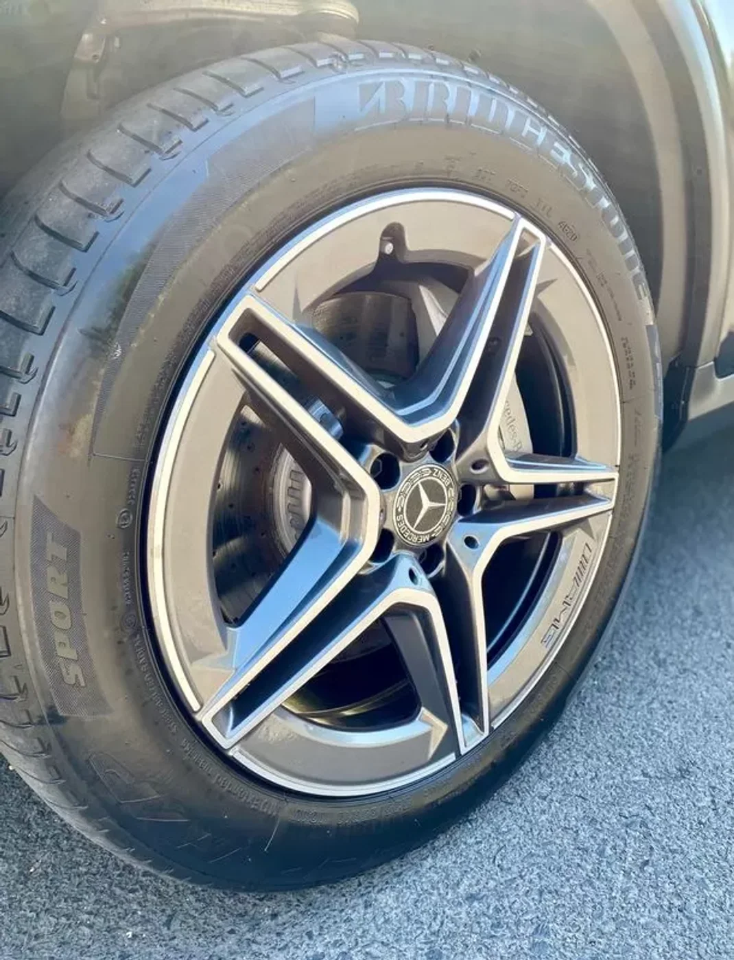 Mercedes-Benz GLC 300 2021 - 45900 EUR, 91900 km - AUTO.MOTO.pt - 91900km - foto 5 de 17