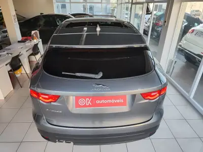 Jaguar F-Pace 2017 - 22500 EUR, 147000 km - AUTO.MOTO.pt - 147000km - foto 10 de 40