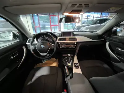 BMW 418 Gran Coupé 2020 - 21400 EUR, 189000 km - AUTO.MOTO.pt - 189000km - foto 9 de 19