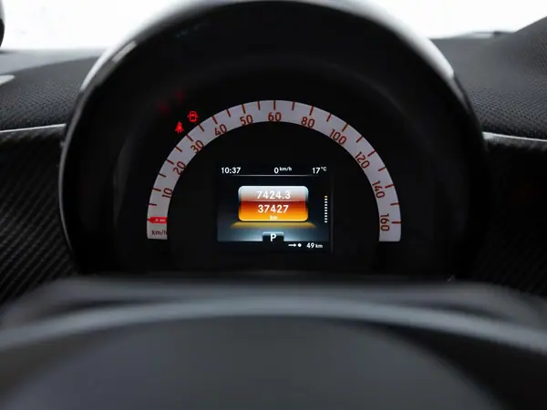 Smart Fortwo Cabrio 2021 - 15000 EUR, 38000 km - AUTO.MOTO.pt - 38000km - foto 17 de 17