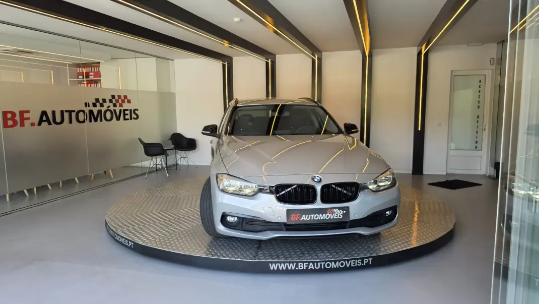 BMW 318 2017 - 17900 EUR, 165210 km - 165210km - foto 10 de 55