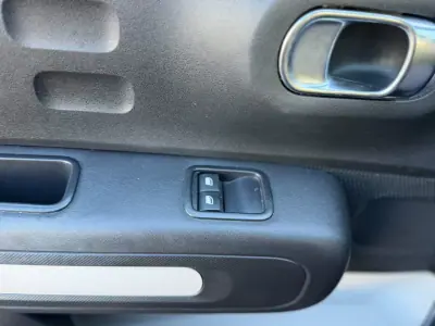 Citroën C3 2020 - 12900 EUR, 72920 km - 72920km - foto 4 de 15