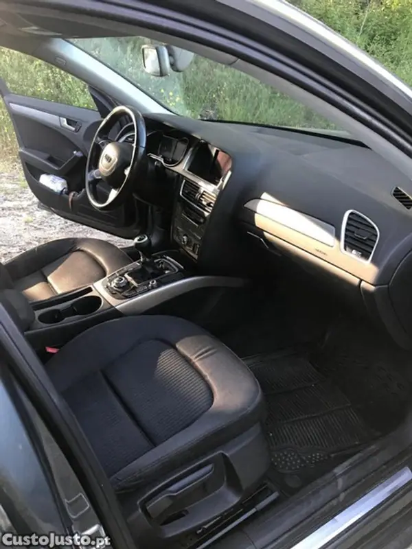 Audi A4 2013 - 8000 EUR, 373000 km - AUTO.MOTO.pt - 373000km - foto 4 de 7