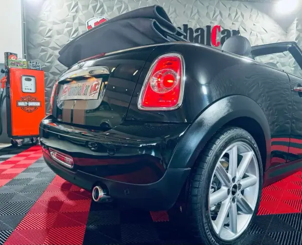 MINI Cooper 2014 - 15990 EUR, 120443 km - AUTO.MOTO.pt - 120443km - foto 23 de 59