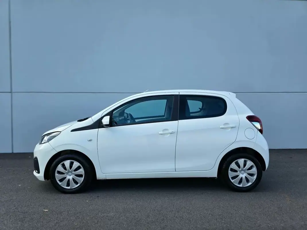 Peugeot 108 2014 - 6750 EUR, 58030 km - AUTO.MOTO.pt - 58030km - foto 3 de 28