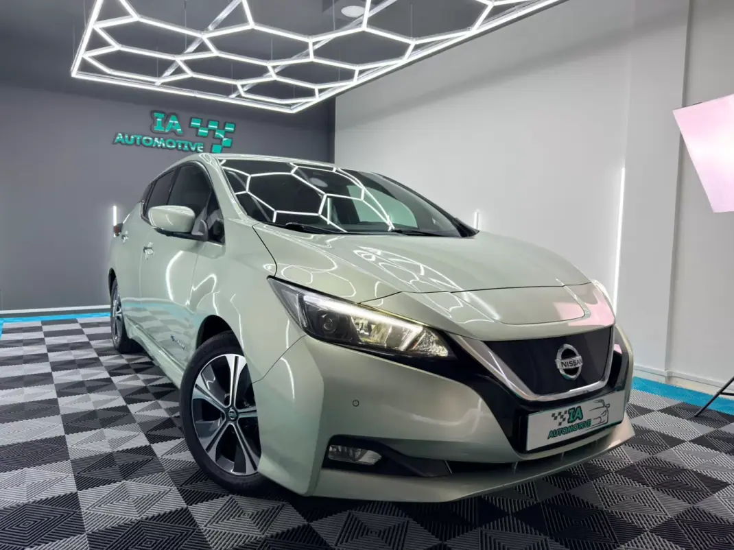Nissan Leaf 2018 - 12500 EUR, 74000 km - AUTO.MOTO.pt - 74000km - foto 3 de 23