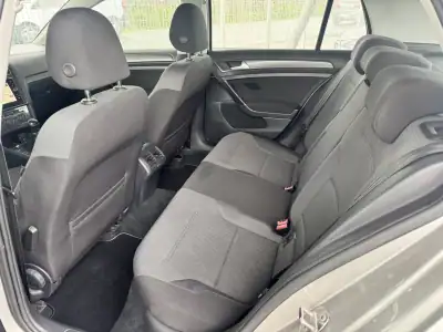 Volkswagen Golf 2017 - 14850 EUR, 162567 km - AUTO.MOTO.pt - 162567km - foto 12 de 20