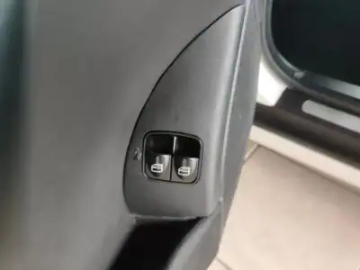 Mercedes-Benz CLC 180 2010 - 9500 EUR, 269000 km - AUTO.MOTO.pt - 269000km - foto 20 de 33