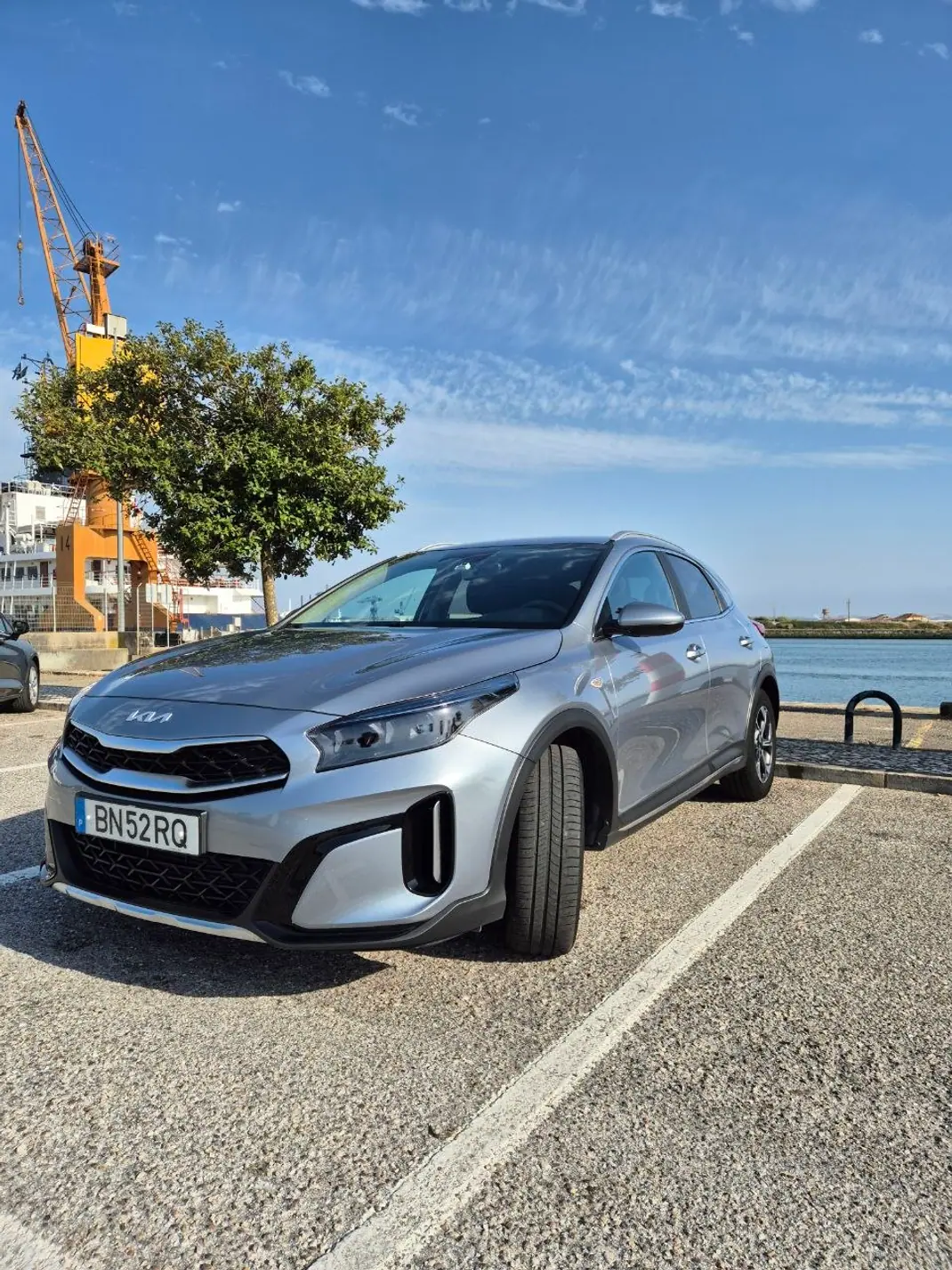 Kia XCeed 2024 - 18500 EUR, 37000 km - AUTO.MOTO.pt - 37000km - foto 1 de 14