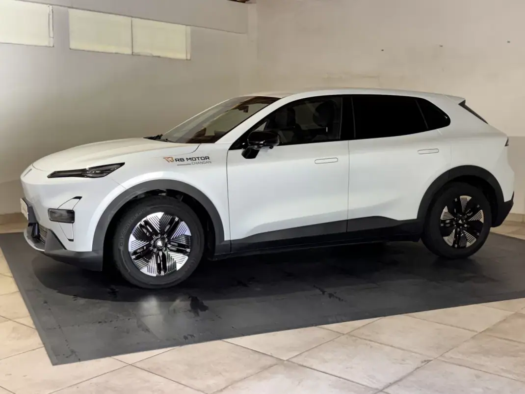 2026 - 35750 EUR, 5472 km - 5472km - foto 4 de 18
