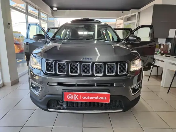Jeep Compass 2021 - 22500 EUR, 107000 km - AUTO.MOTO.pt - 107000km - foto 22 de 45