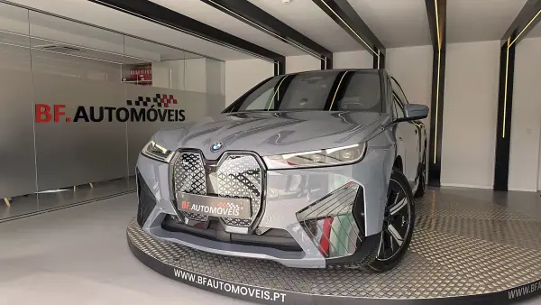 BMW iX xDrive 40 Pack Desportivo 2022 Electric