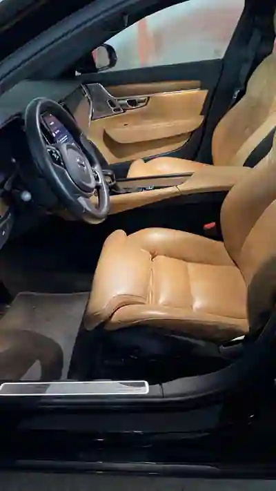 Volvo V90 2016 — foto 6 de 15