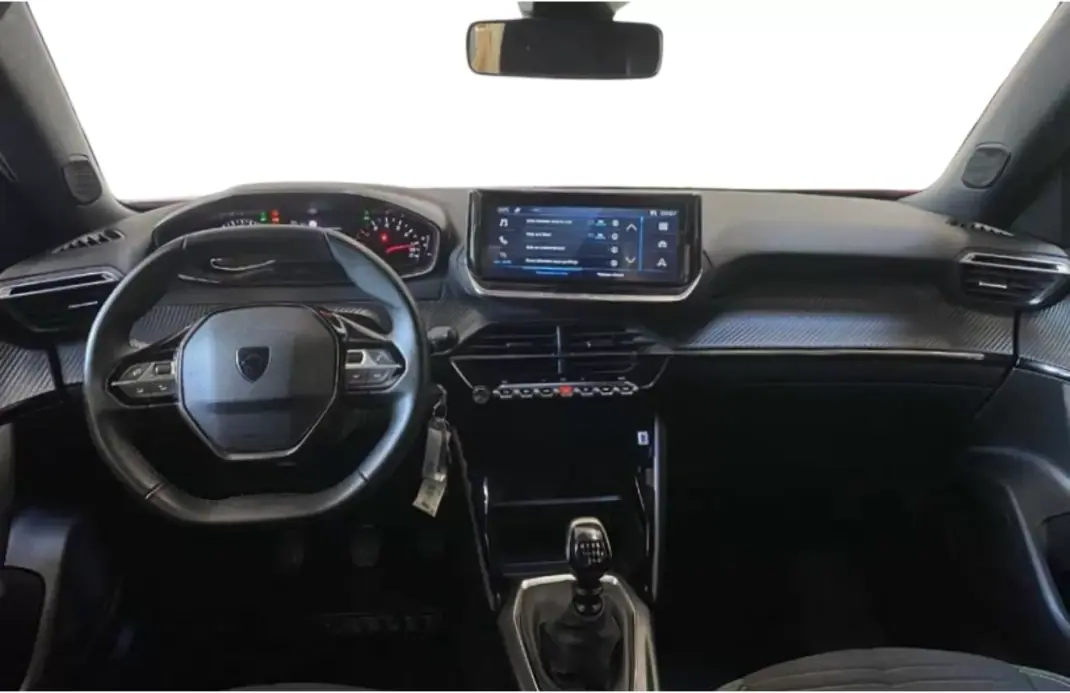 Peugeot 2008 2023 - 14490 EUR, 63140 km - 63140km - foto 7 de 12