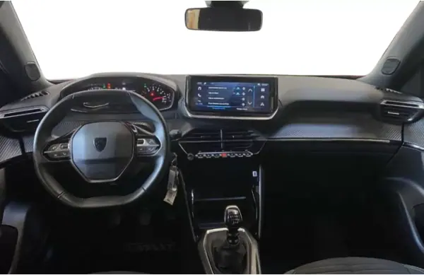 Peugeot 2008 2023 - 14490 EUR, 63140 km - AUTO.MOTO.pt - 63140km - foto 7 de 12