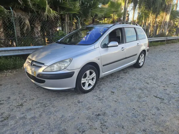 Peugeot 307 Break 2.0 HDi XT Premium 2003 Diesel — 490 000 km · Braga Peugeot 307 Break 2.0 HDi XT Premium 2003 Diesel