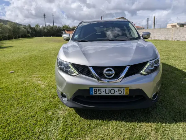 Nissan Qashqai 1.6 dCi N-Connecta Led 2014 Diesel