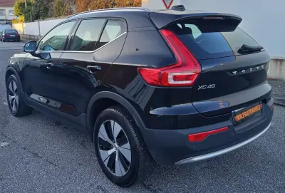 Volvo XC 40 2022 - 29490 EUR, 63800 km - AUTO.MOTO.pt - 63800km - foto 7 de 20