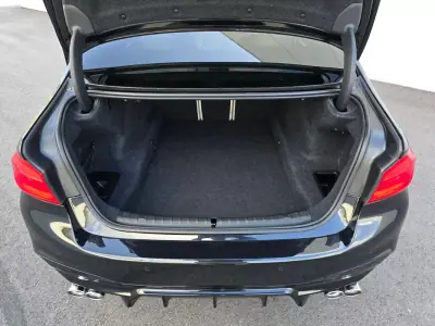 BMW 520 2019 - 30990 EUR, 98500 km - AUTO.MOTO.pt - 98500km - foto 43 de 44