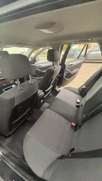 BMW X1 2013 - 11000 EUR, 200000 km - AUTO.MOTO.pt - 200000km - foto 11 de 15