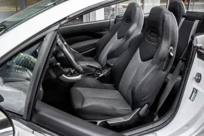 Peugeot 308 CC 2010 - 10450 EUR, 210184 km - AUTO.MOTO.pt - 210184km - foto 25 de 32