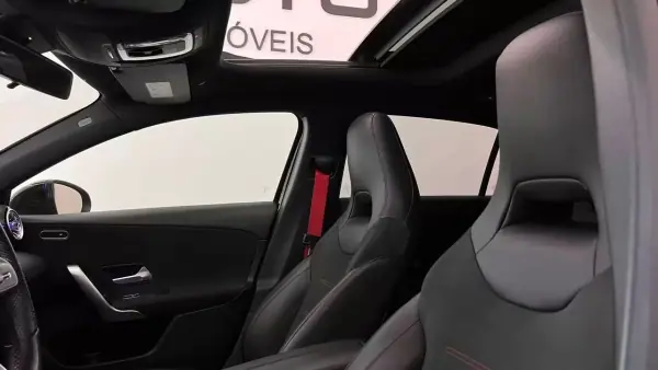 Mercedes-Benz A 35 AMG 2019 - 38990 EUR, 113962 km - AUTO.MOTO.pt - 113962km - foto 32 de 35