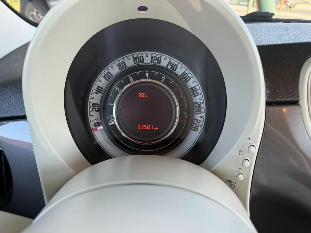 Fiat 500 2020 - 16900 EUR, 34007 km - AUTO.MOTO.pt - 34007km - foto 11 de 16