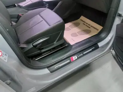 Audi Q4 e-tron 2021 - 27900 EUR, 85105 km - AUTO.MOTO.pt - 85105km - foto 19 de 19
