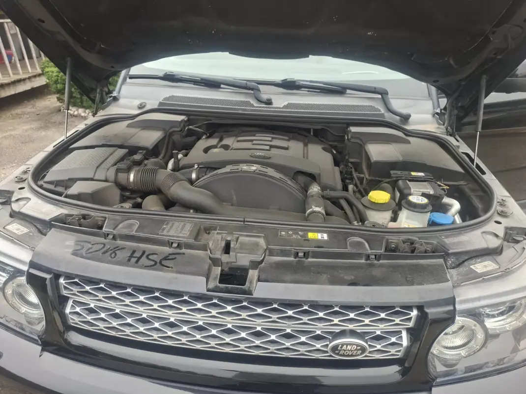 Land Rover Range Rover Sport 2012 - 23500 EUR, 114000 km - 114000km - foto 3 de 19