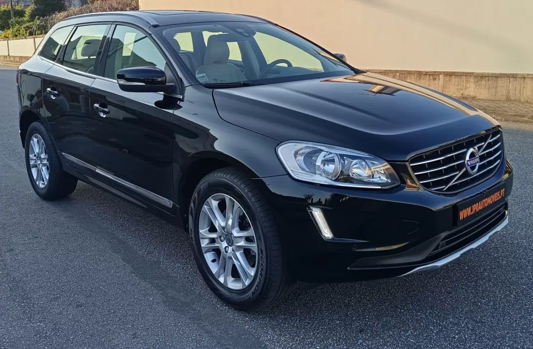 Volvo XC 60 2015 - 17990 EUR, 134200 km - AUTO.MOTO.pt - 134200km - foto 3 de 21