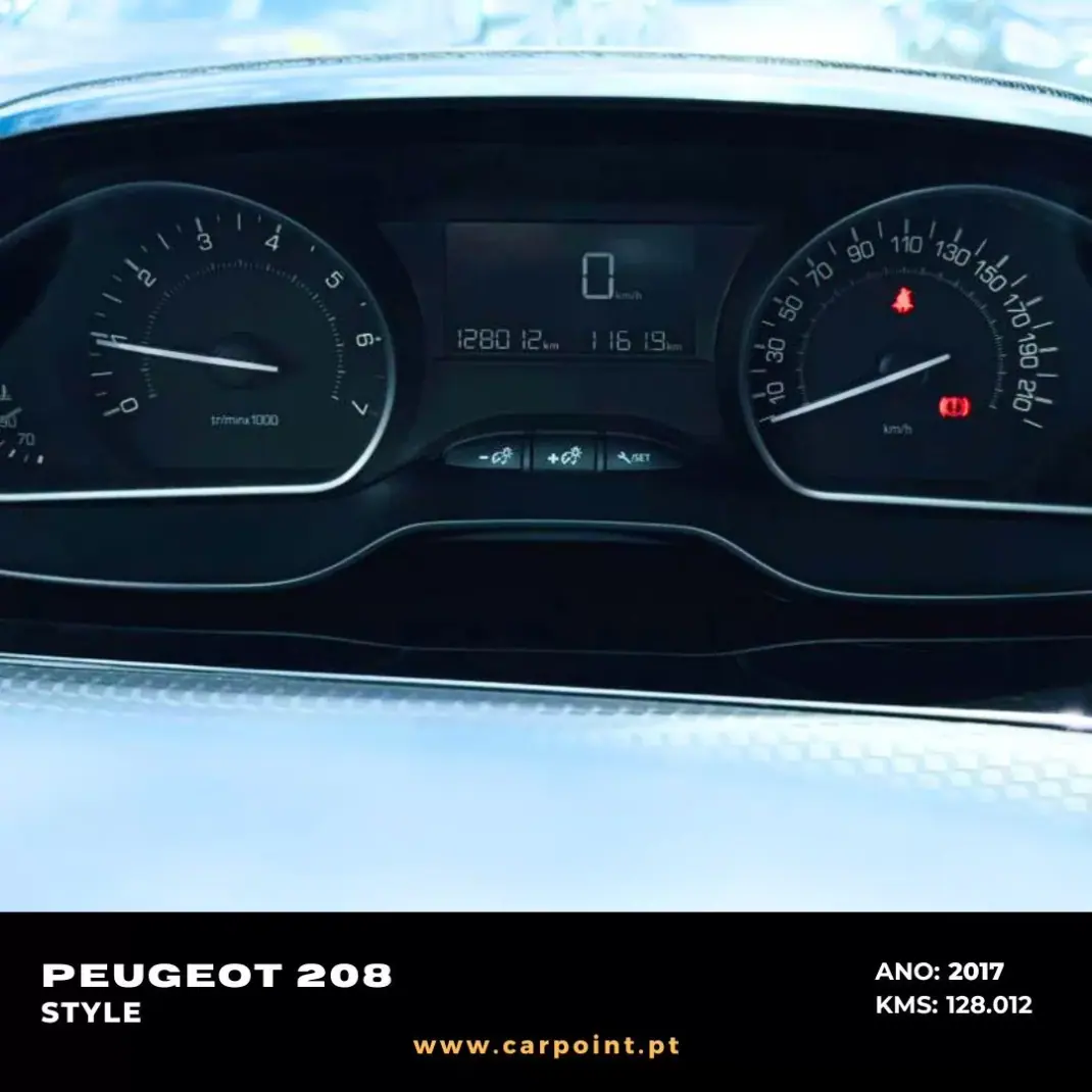 Peugeot 208 2017 - 9900 EUR, 128012 km - AUTO.MOTO.pt - 128012km - foto 10 de 10