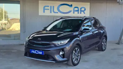 Kia Stonic 2020 - 16500 EUR, 84148 km - foto 1 de 25