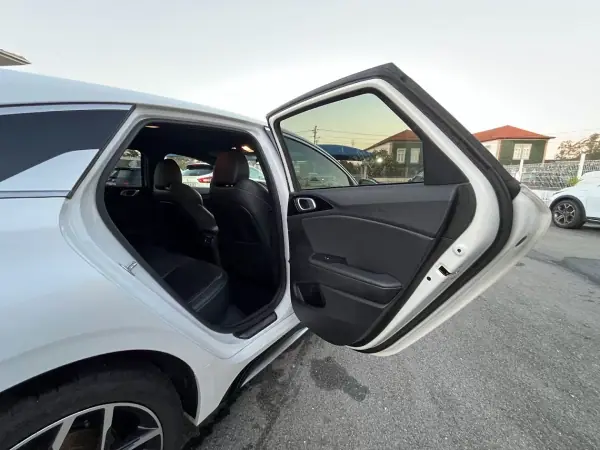Kia ProCeed 2022 - 19450 EUR, 92000 km - AUTO.MOTO.pt - 92000km - foto 35 de 51