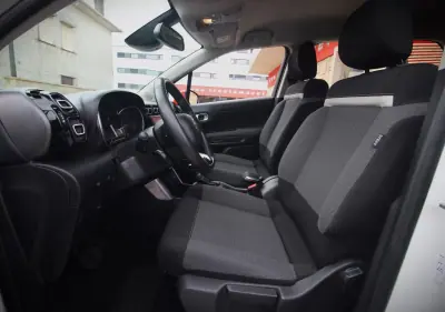 Citroën C3 Aircross 2018 - 12990 EUR, 97500 km - AUTO.MOTO.pt - 97500km - foto 8 de 36