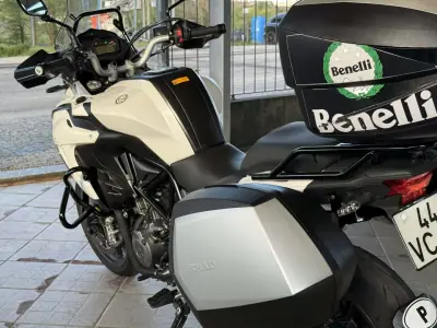 Benelli TRK 502 2018 - 4450 EUR, 19295 km - AUTO.MOTO.pt - 19295km - foto 6 de 17