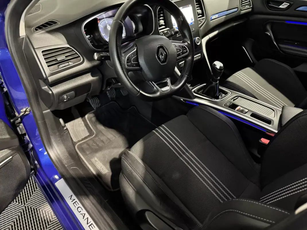 Renault Mégane Sport Tourer 2017 - 13900 EUR, 196500 km - 196500km - foto 31 de 51