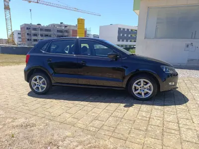 Volkswagen Polo 2011 — foto 4 de 21