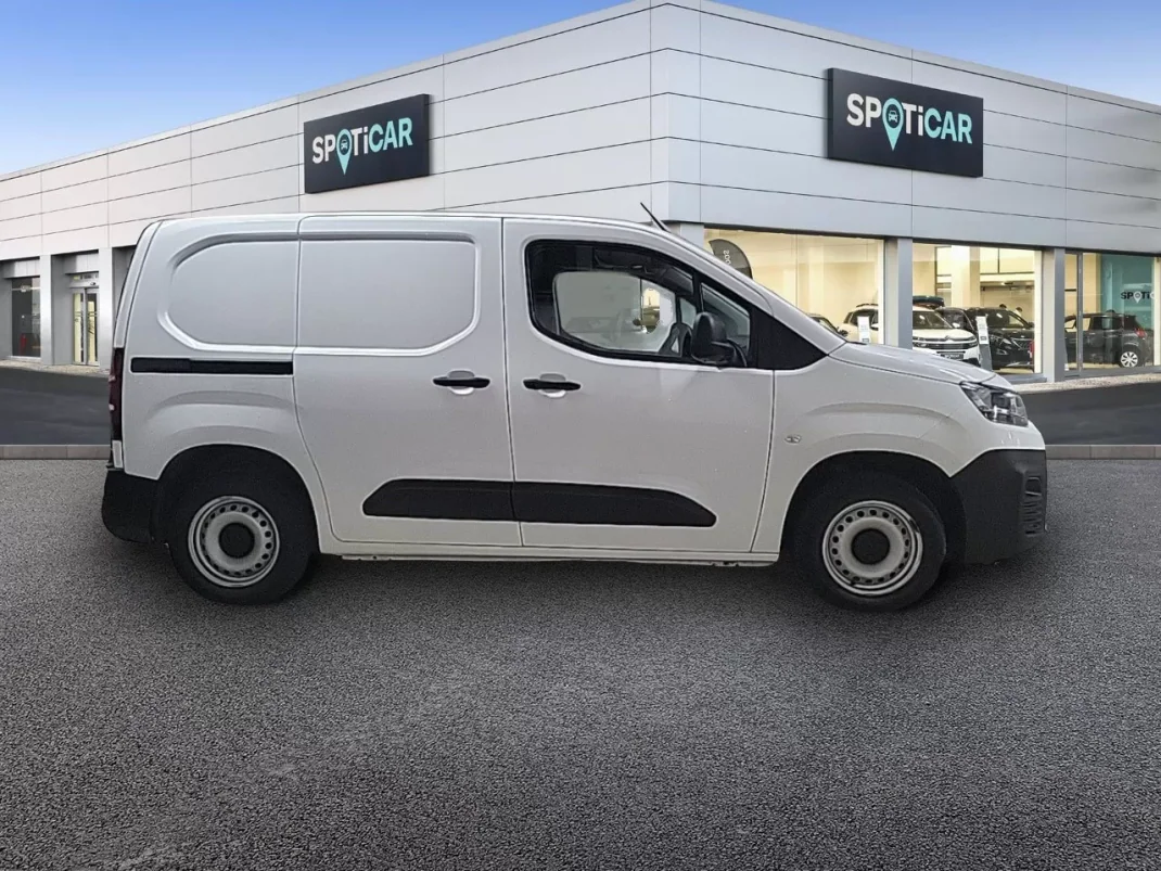 Citroën Berlingo 1.6 HDI Control 2019 - 11400 EUR, 82669 km - AUTO.MOTO.pt - 82669km - foto 4 de 21