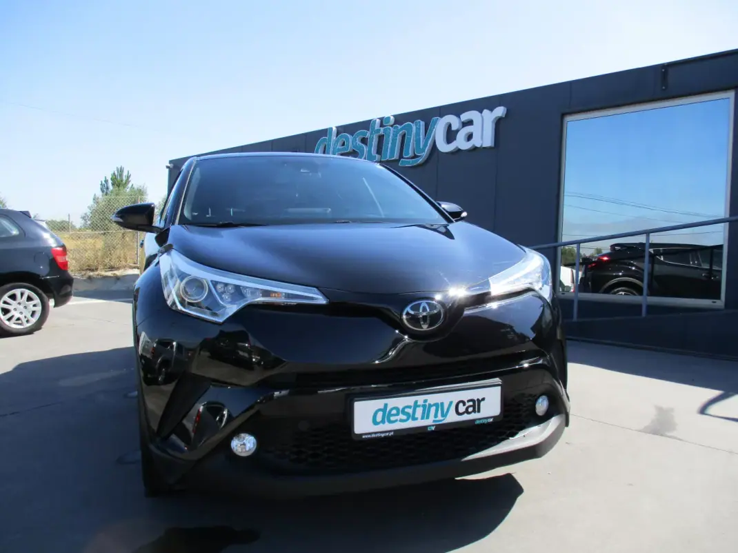 Toyota C-HR 2019 - 17790 EUR, 139185 km - 139185km - foto 2 de 23