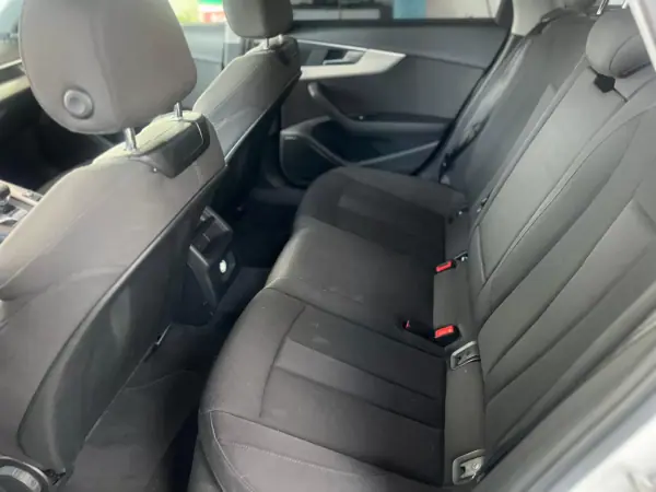 Audi A4 Avant 2019 - 25250 EUR, 82200 km - AUTO.MOTO.pt - 82200km - foto 3 de 7