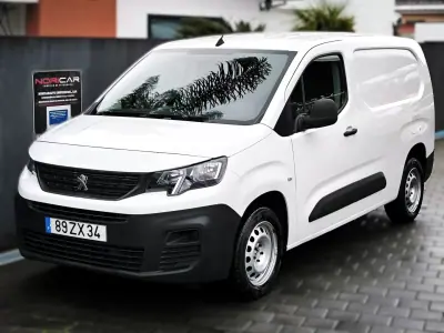 Peugeot Partner 1.5 BlueHDI Longa c/Barras Tejadilho 2020 - 13950 EUR, 114372 km - AUTO.MOTO.pt - 114372km - foto 9 de 44