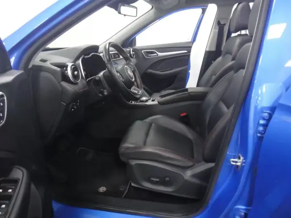 MG ZS 2022 - 20900 EUR, 68000 km - AUTO.MOTO.pt - 68000km - foto 12 de 36