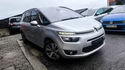 Citroën C4 Grand Picasso 2016 - 10900 EUR, 144000 km - AUTO.MOTO.pt - 144000km - foto 6 de 14
