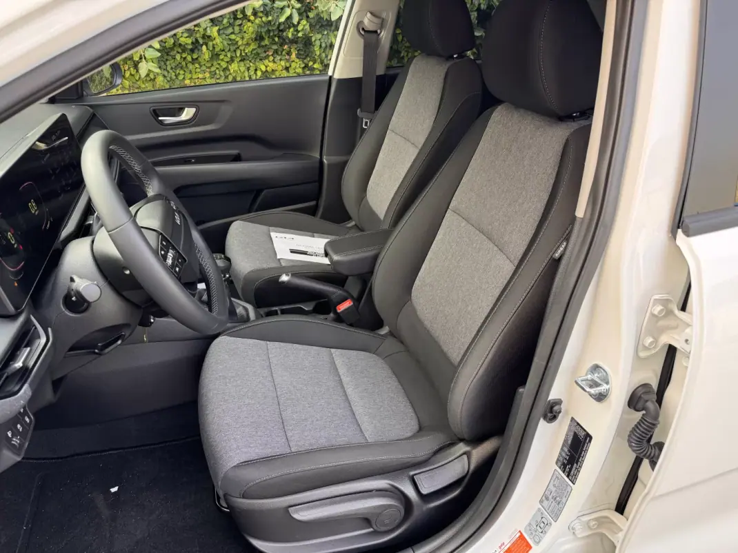 Kia Stonic 2025 - 21900 EUR, 2191 km - AUTO.MOTO.pt - 2191km - foto 20 de 22