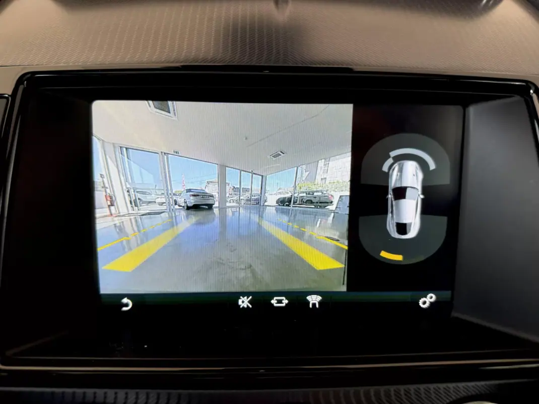 Jaguar F-Type 2018 - 46000 EUR, 64300 km - AUTO.MOTO.pt - 64300km - foto 130 de 135