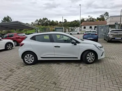 Renault Clio 2020 - 13250 EUR, 54500 km - AUTO.MOTO.pt - 54500km - foto 5 de 25